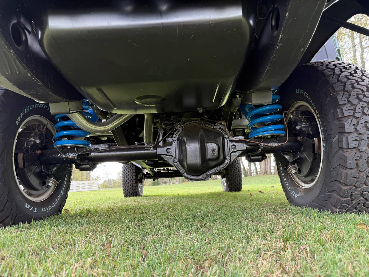 Land-rover-Defender-110-diesel-1995-green-6