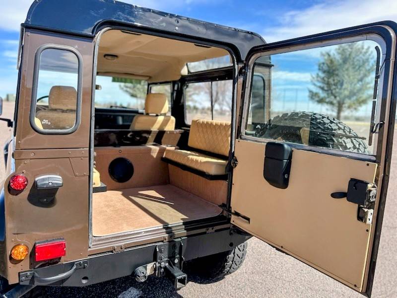 Land-rover-Defender-90-diesel-1993-brown-15