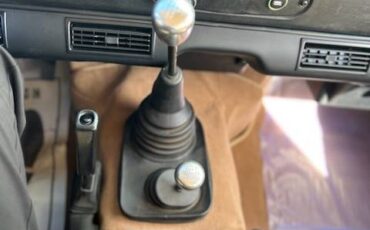 Land-rover-Defender-90-diesel-1993-brown-17
