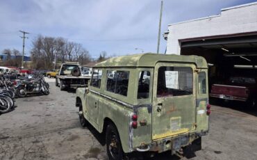 Land-rover-Series-2-1966-green-1