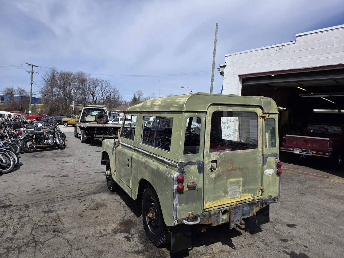 Land-rover-Series-2-1966-green-1