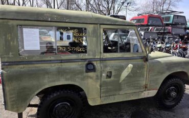 Land-rover-Series-2-1966-green-2
