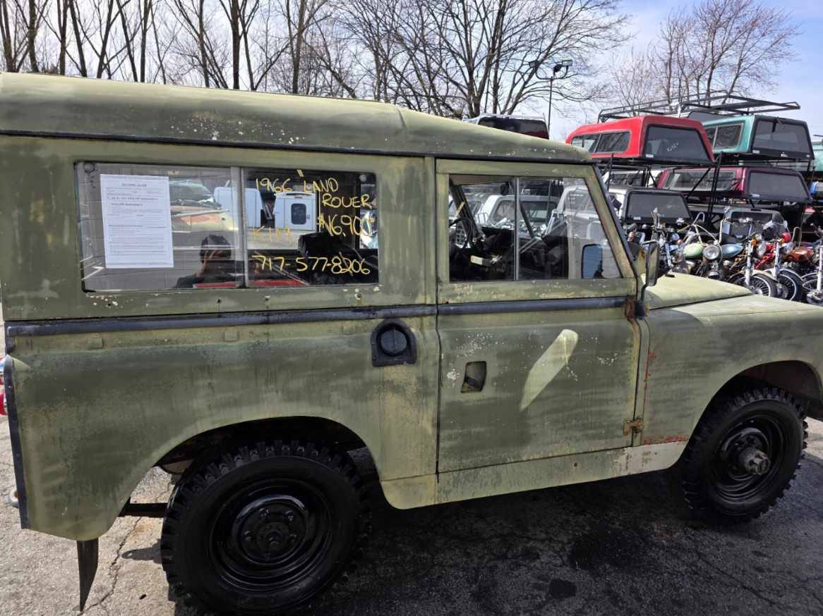 Land-rover-Series-2-1966-green-2