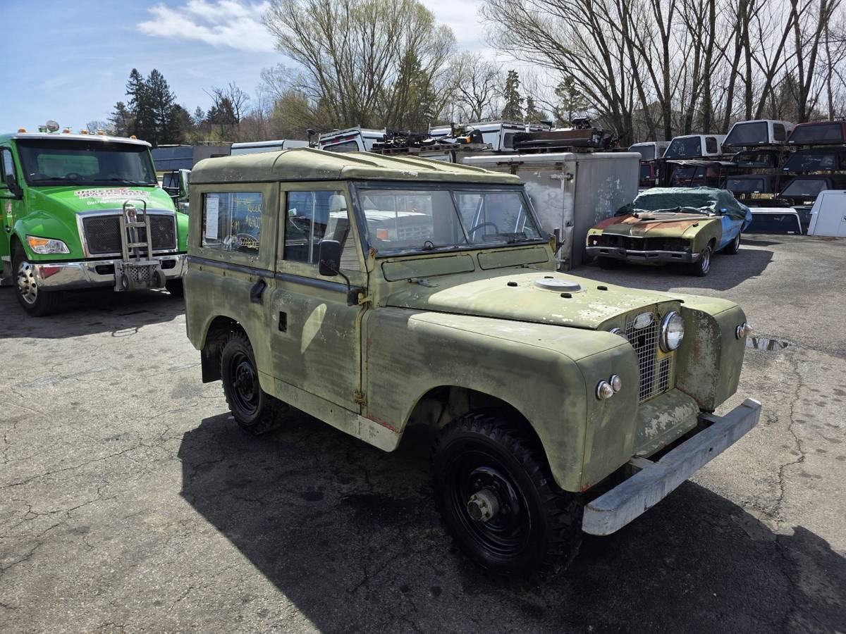 Land-rover-Series-2-1966-green-4