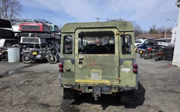 Land-rover-Series-2-1966-green-5