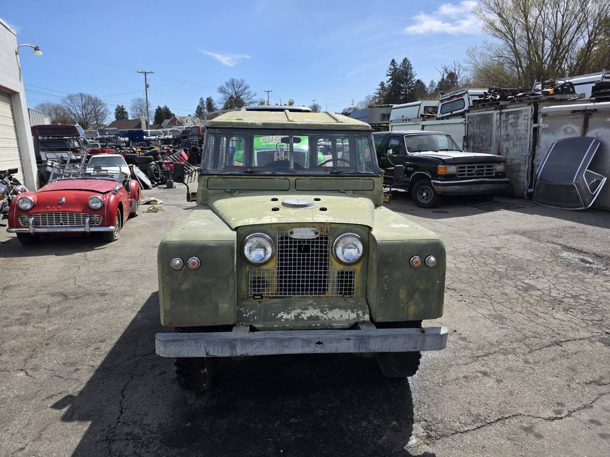 Land-rover-Series-2-1966-green