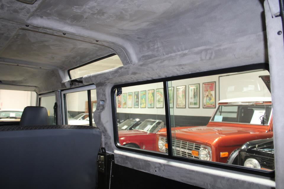 Landrover-Defender-1994-16