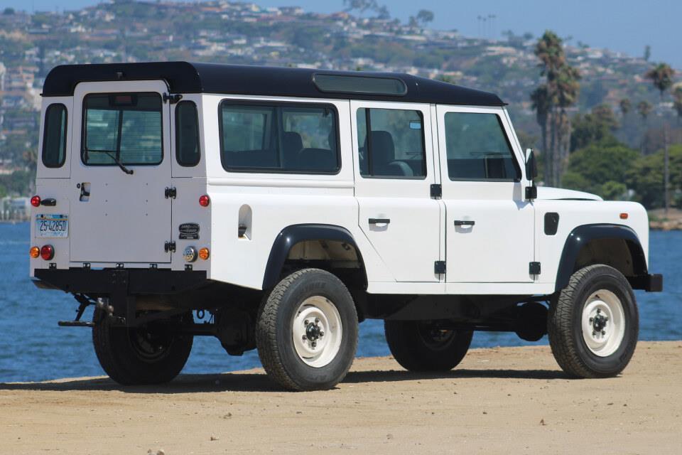 Landrover-Defender-1994-23