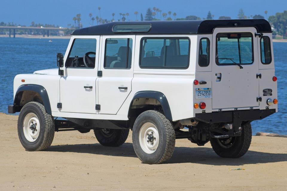 Landrover-Defender-1994-24