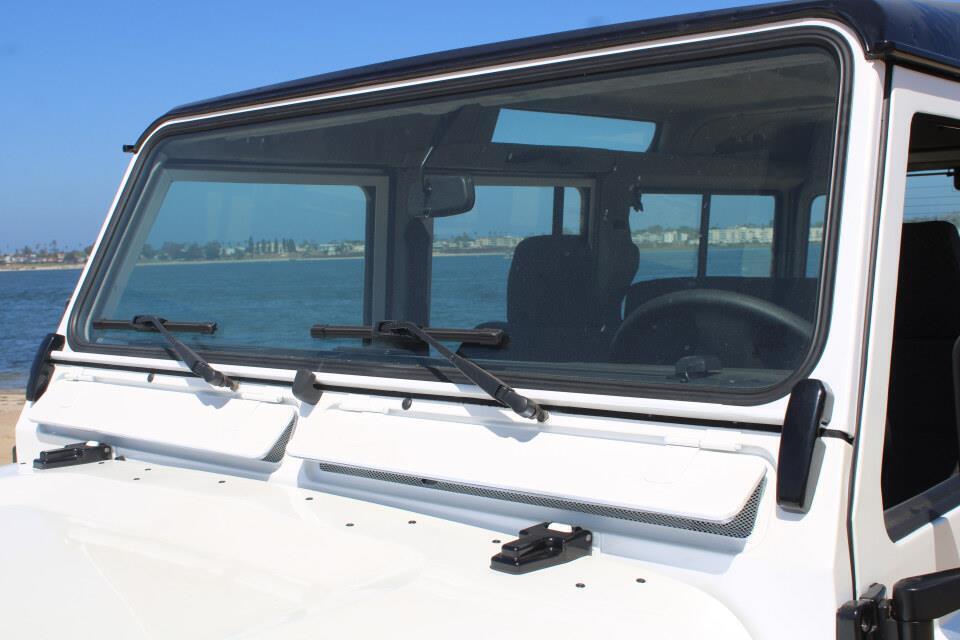 Landrover-Defender-1994-32
