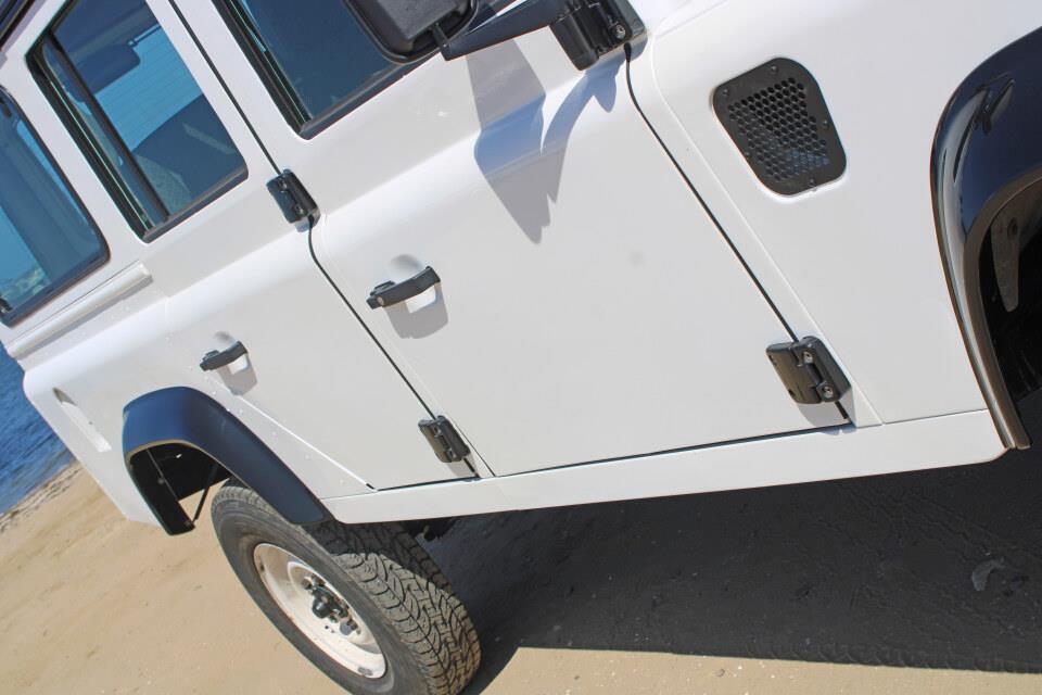 Landrover-Defender-1994-34