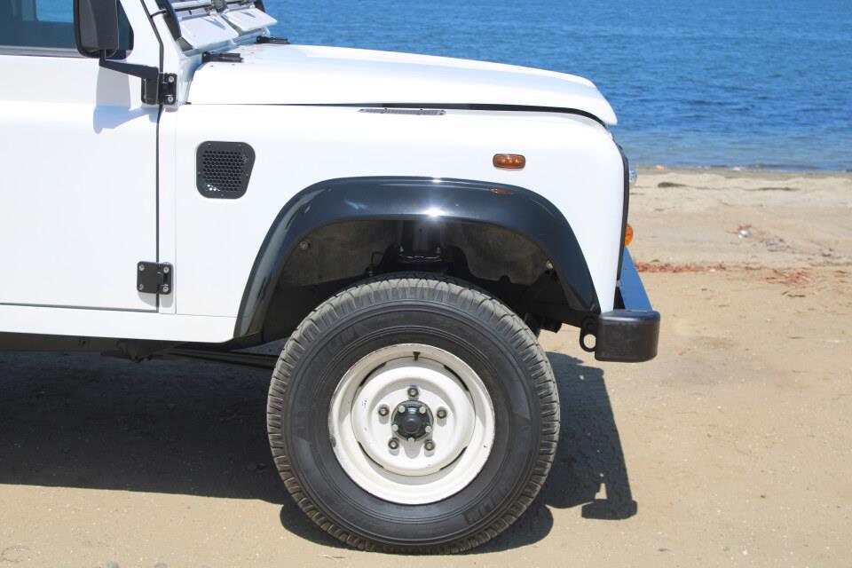 Landrover-Defender-1994-36