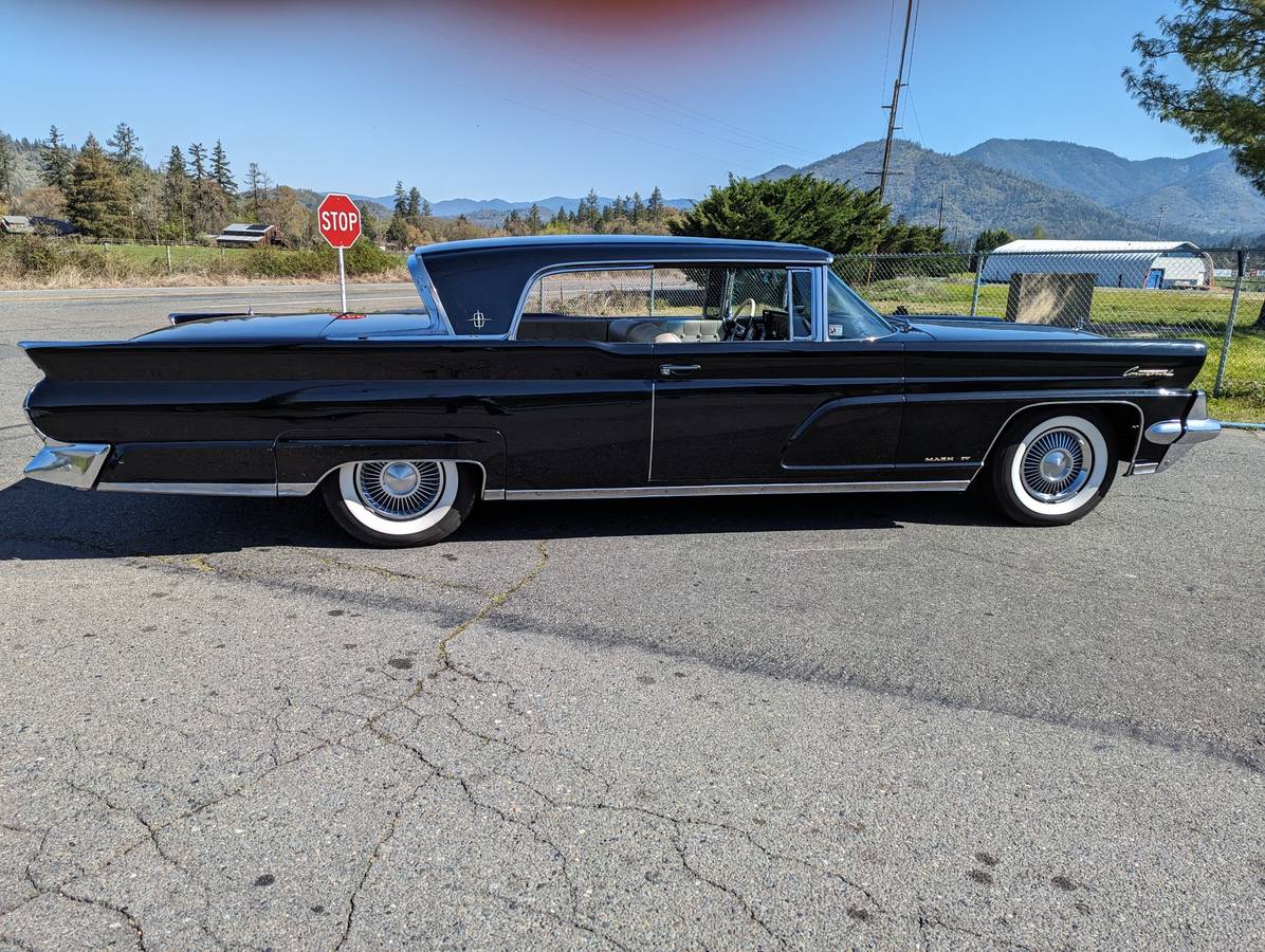 Lincoln-1959-black