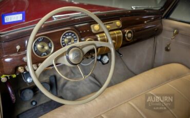 Lincoln-Continental-1941-10