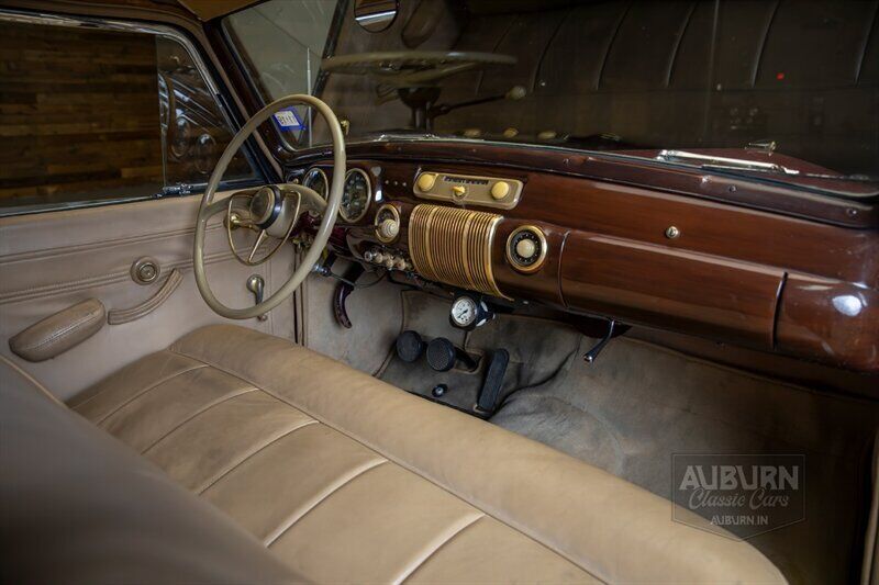 Lincoln-Continental-1941-15
