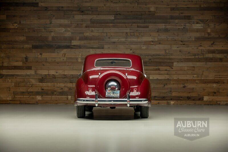 Lincoln-Continental-1941-3
