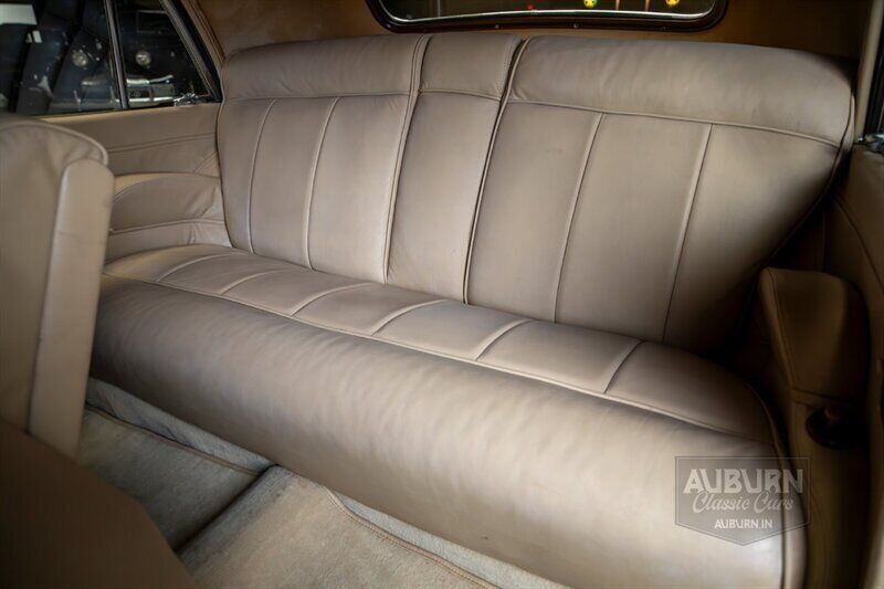 Lincoln-Continental-1941-8