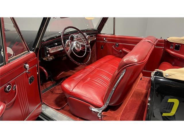 Lincoln-Continental-1948-Convertible-39