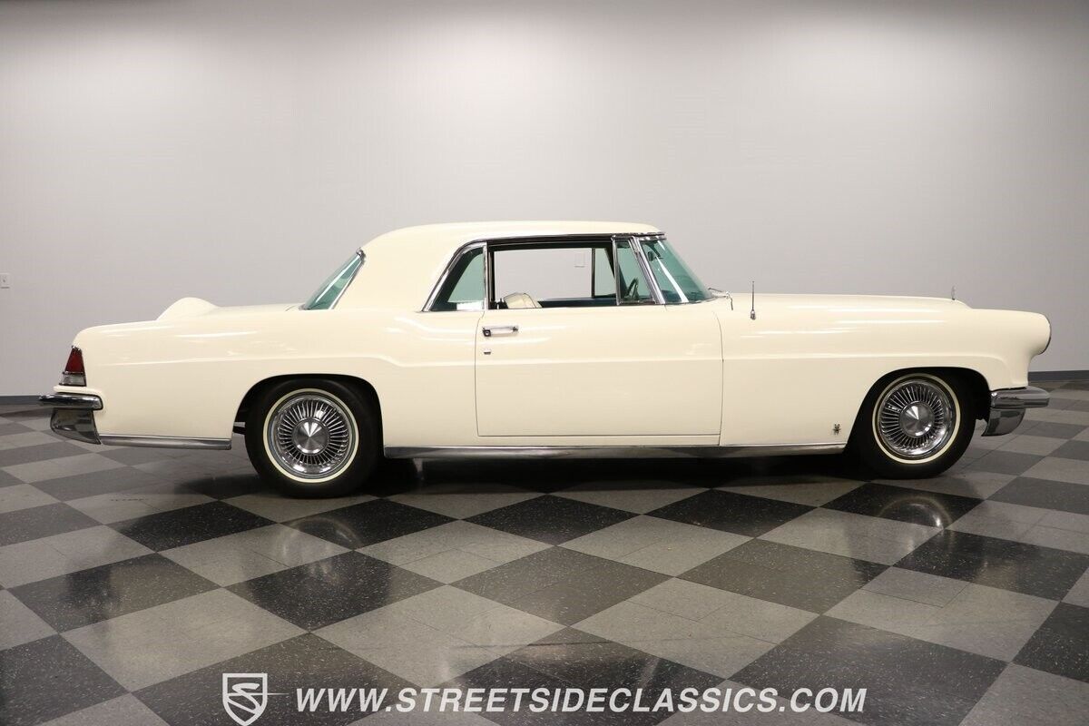 Lincoln-Continental-1956-Coupe-15