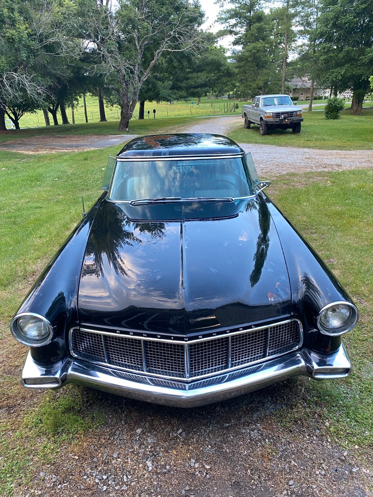 Lincoln-Continental-1956-Coupe-17