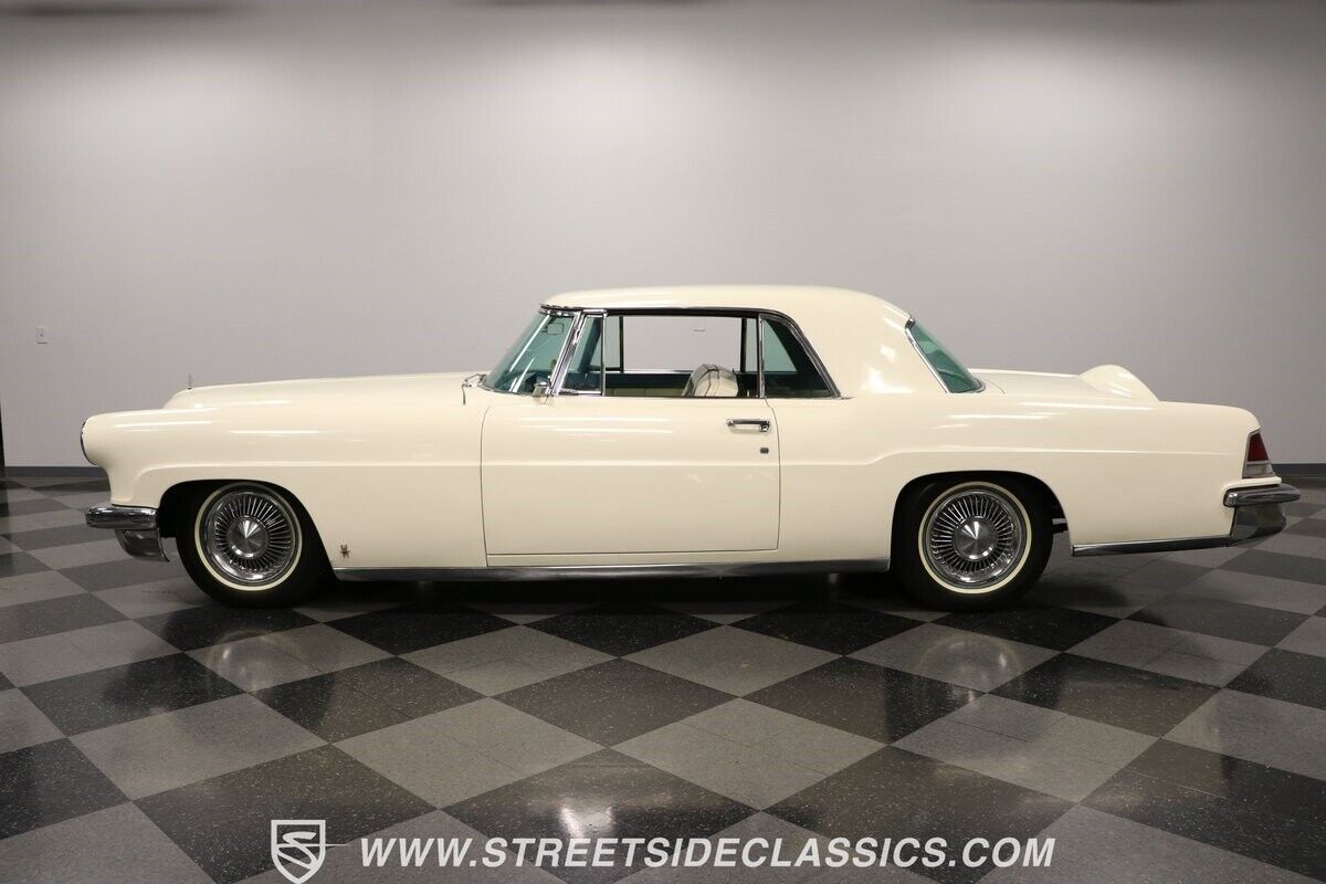 Lincoln-Continental-1956-Coupe-2
