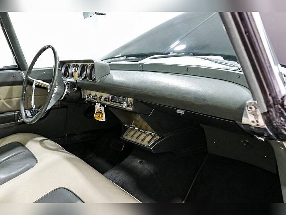 Lincoln-Continental-1956-black-19