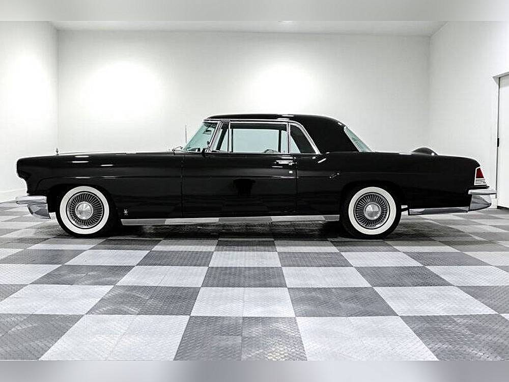 Lincoln-Continental-1956-black-4