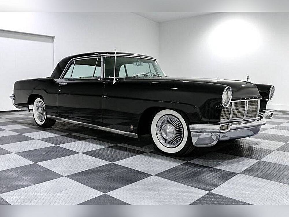 Lincoln Continental  1956 black