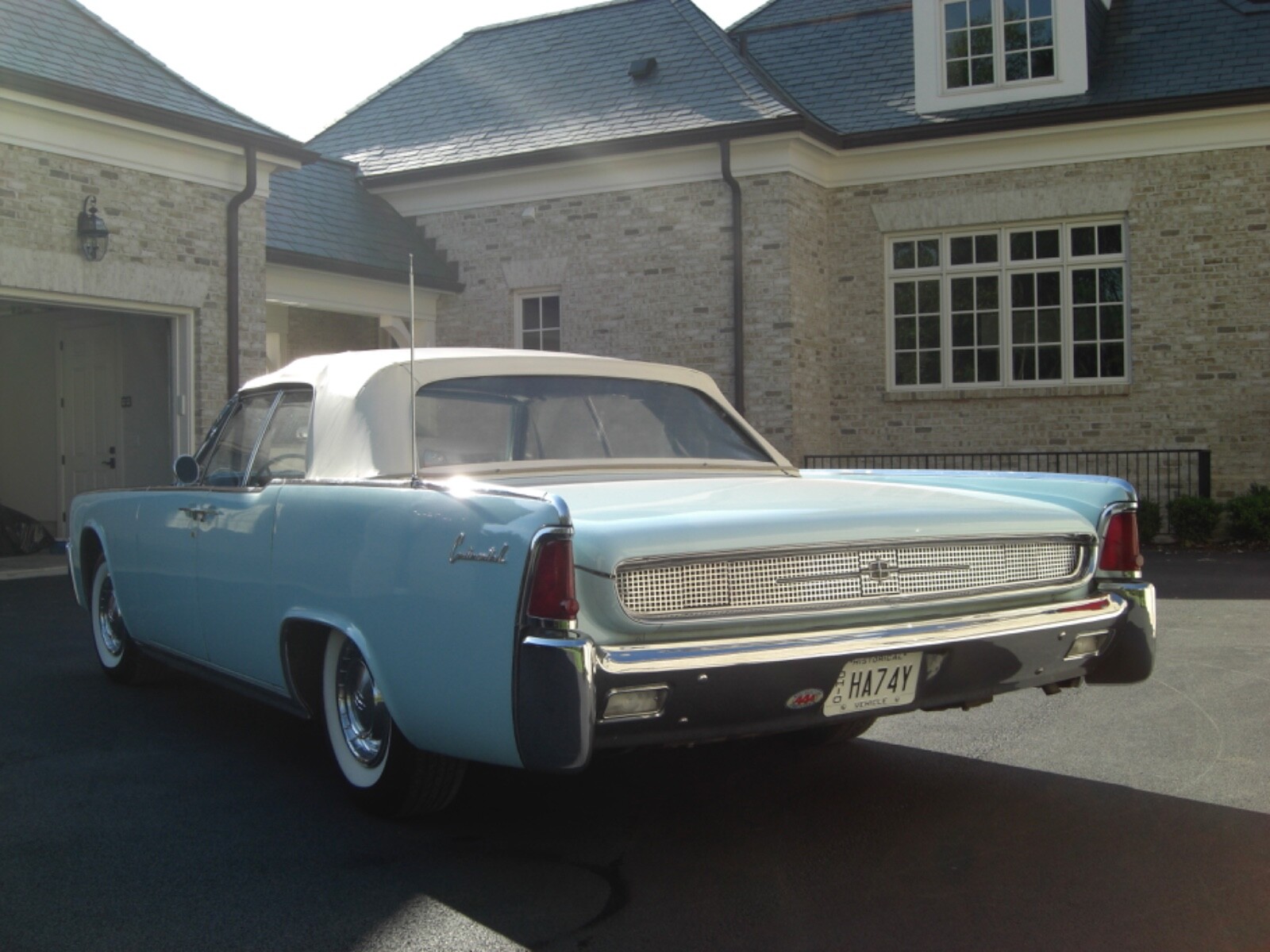 Lincoln-Continental-1961-Convertible-10