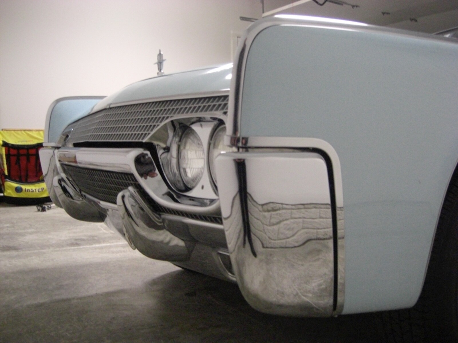 Lincoln-Continental-1961-Convertible-13