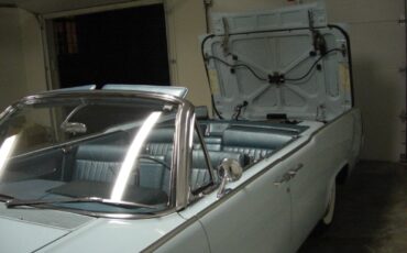 Lincoln-Continental-1961-Convertible-14