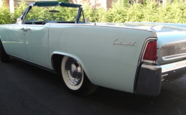 Lincoln-Continental-1961-Convertible-25