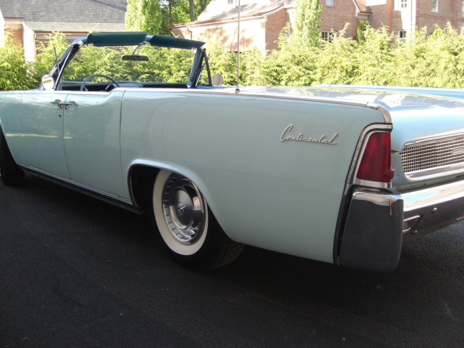 Lincoln-Continental-1961-Convertible-25