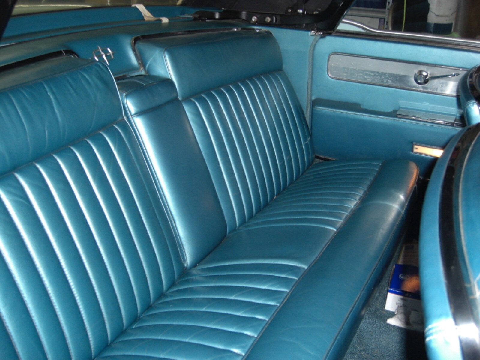 Lincoln-Continental-1961-Convertible-33