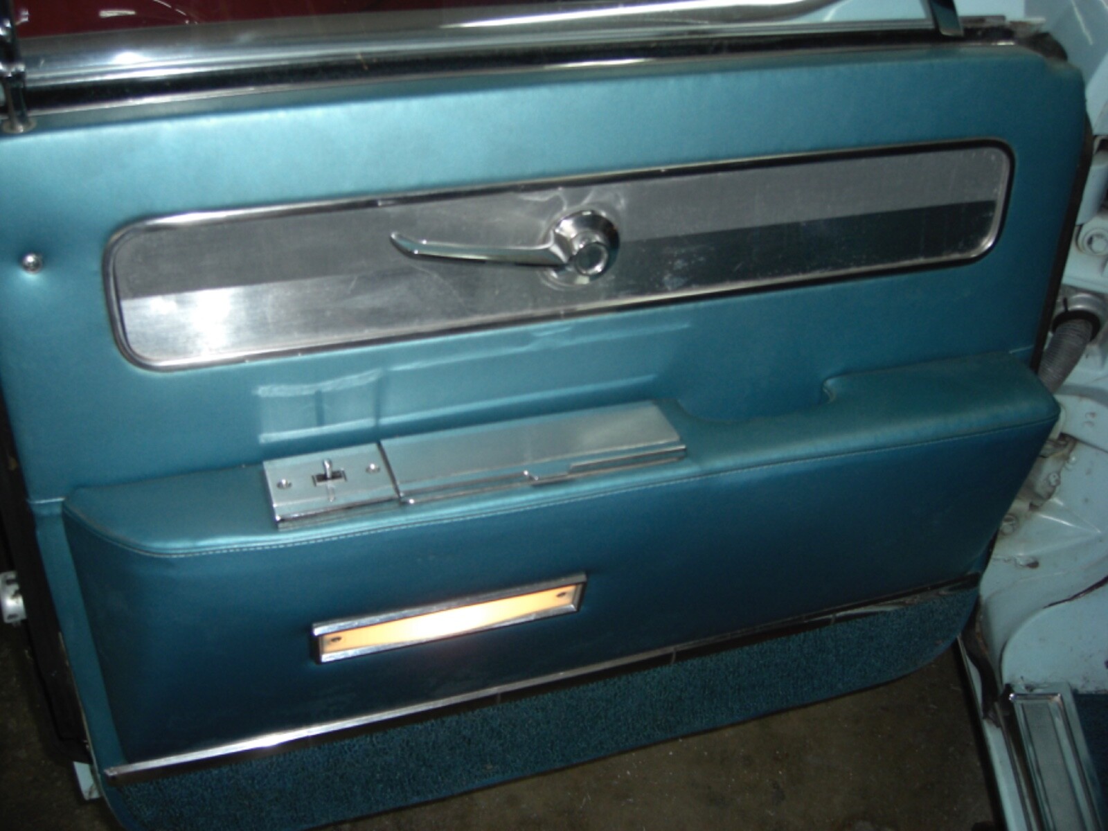 Lincoln-Continental-1961-Convertible-34