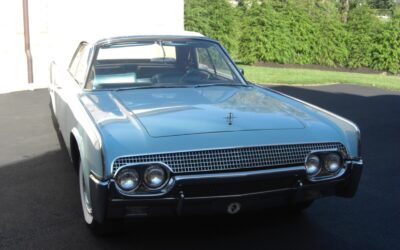 Lincoln Continental 1961 Convertible