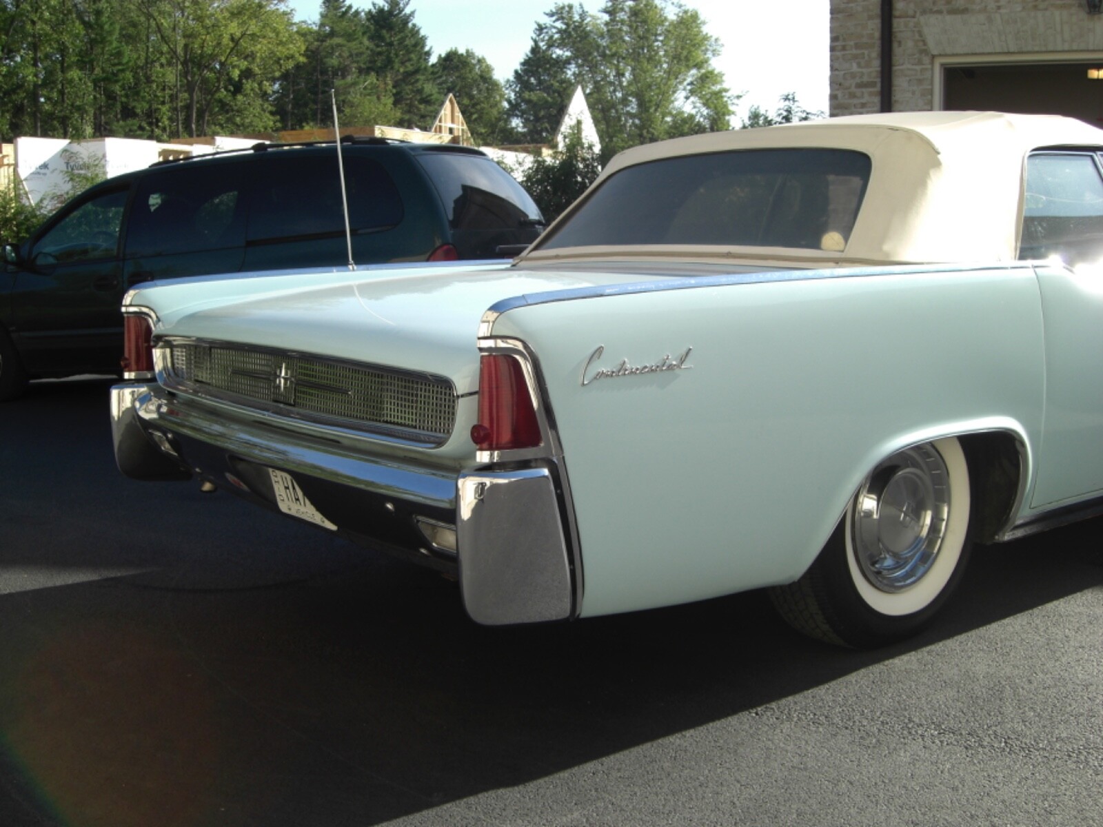 Lincoln-Continental-1961-Convertible-5