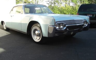 Lincoln-Continental-1961-Convertible-8