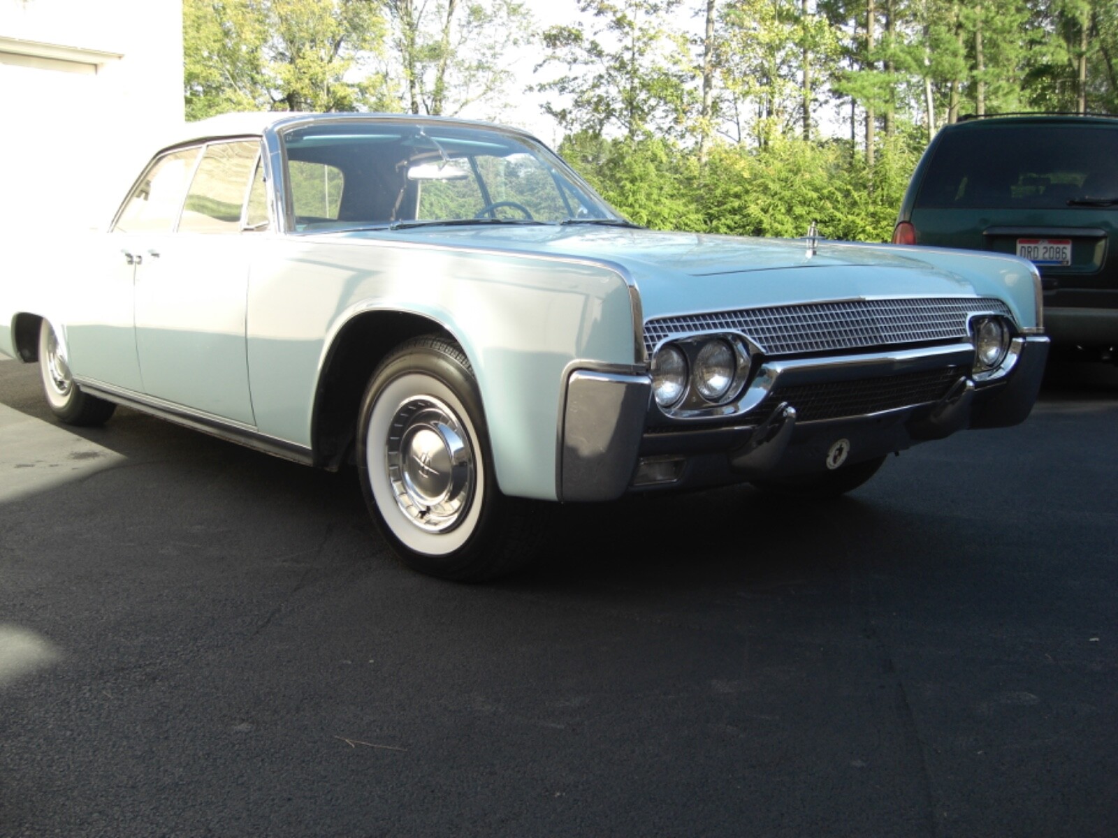 Lincoln-Continental-1961-Convertible-8