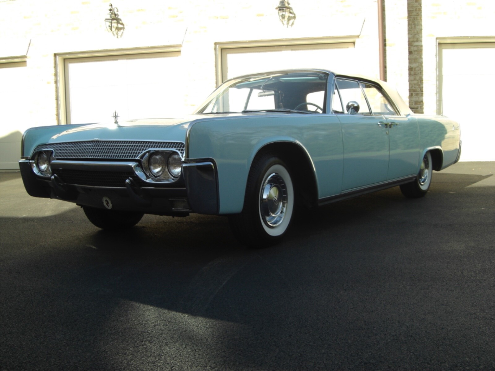 Lincoln-Continental-1961-Convertible-9