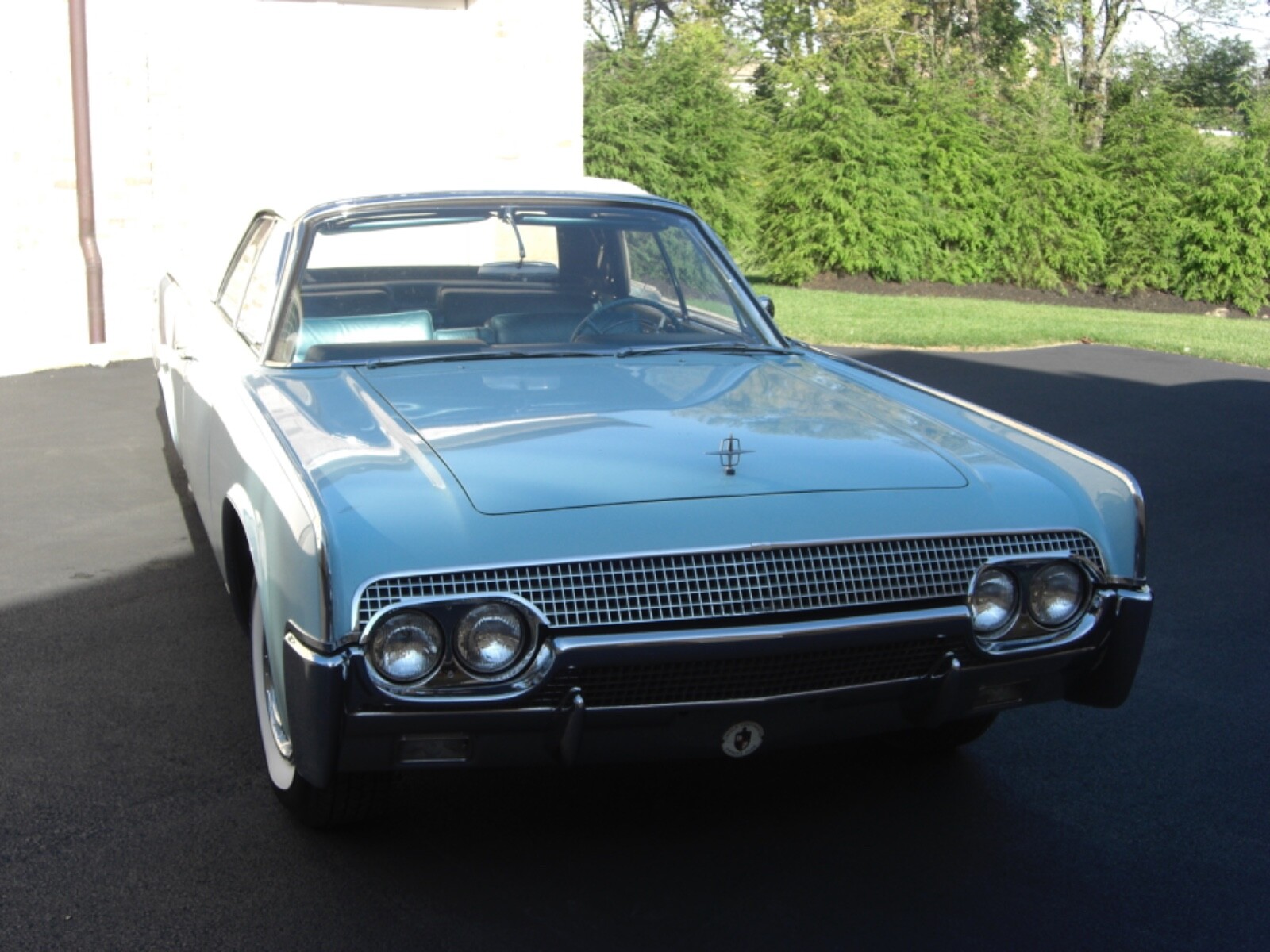 Lincoln Continental 1961 Convertible