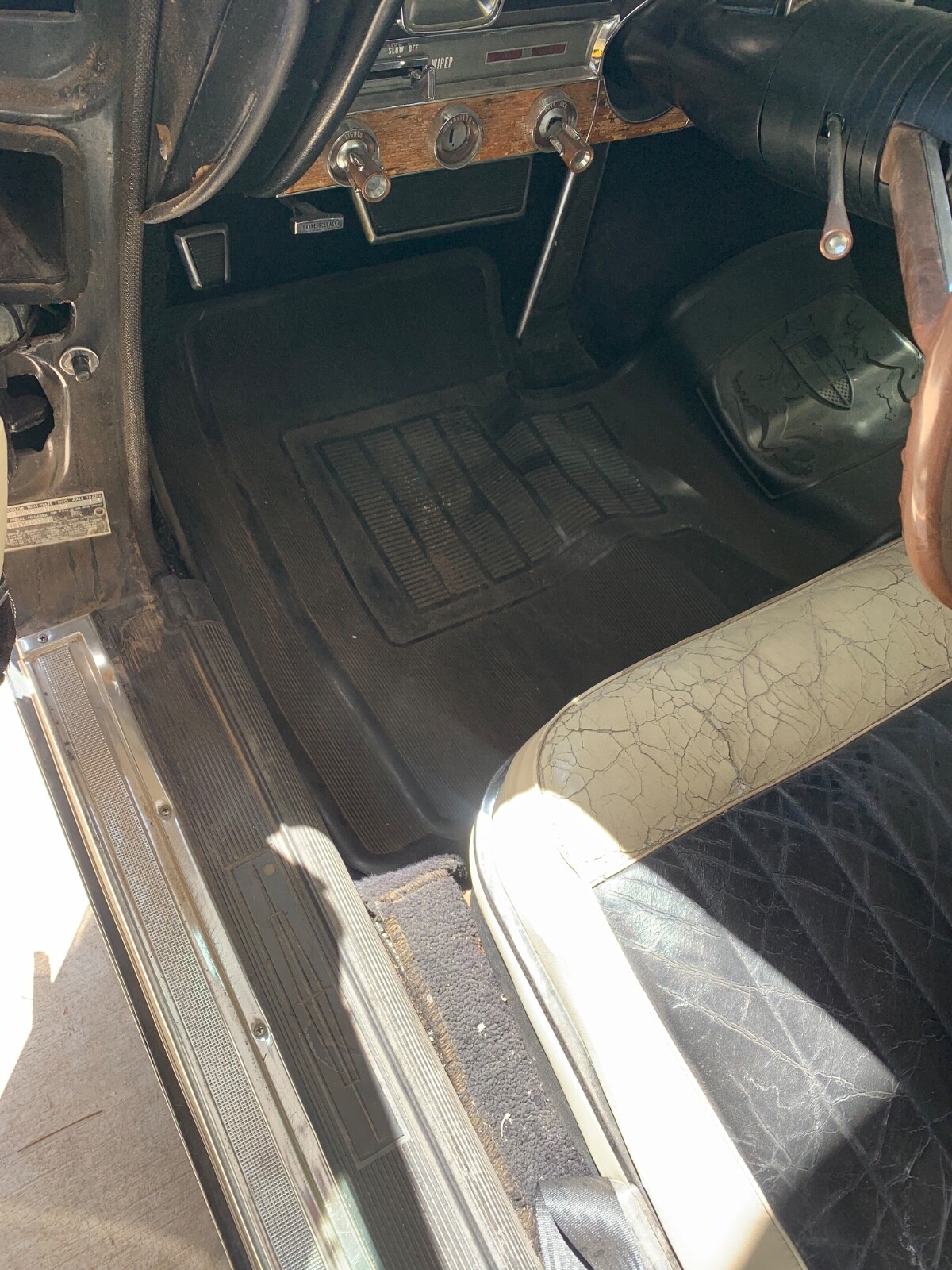Lincoln-Continental-1962-Sedan-13