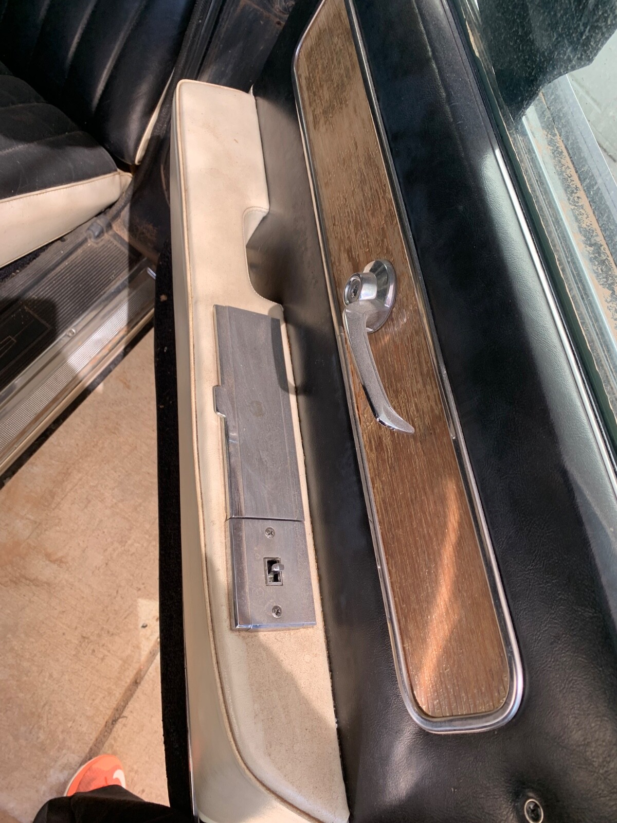Lincoln-Continental-1962-Sedan-20