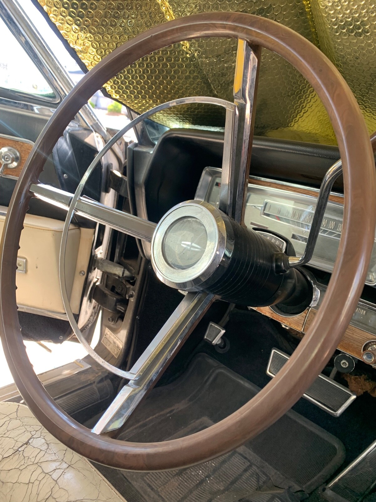 Lincoln-Continental-1962-Sedan-29