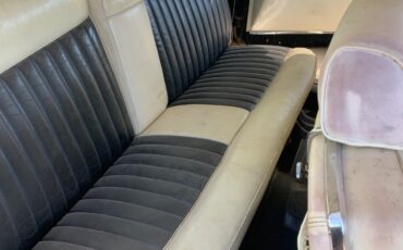 Lincoln-Continental-1962-Sedan-31