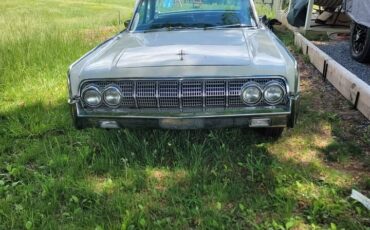 Lincoln-Continental-1964-Sedan-2