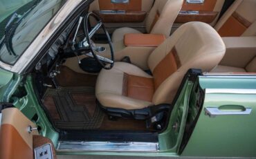 Lincoln-Continental-1965-4-Door-14