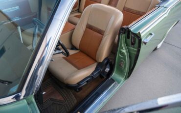 Lincoln-Continental-1965-4-Door-15