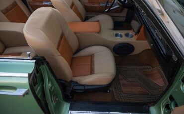 Lincoln-Continental-1965-4-Door-25