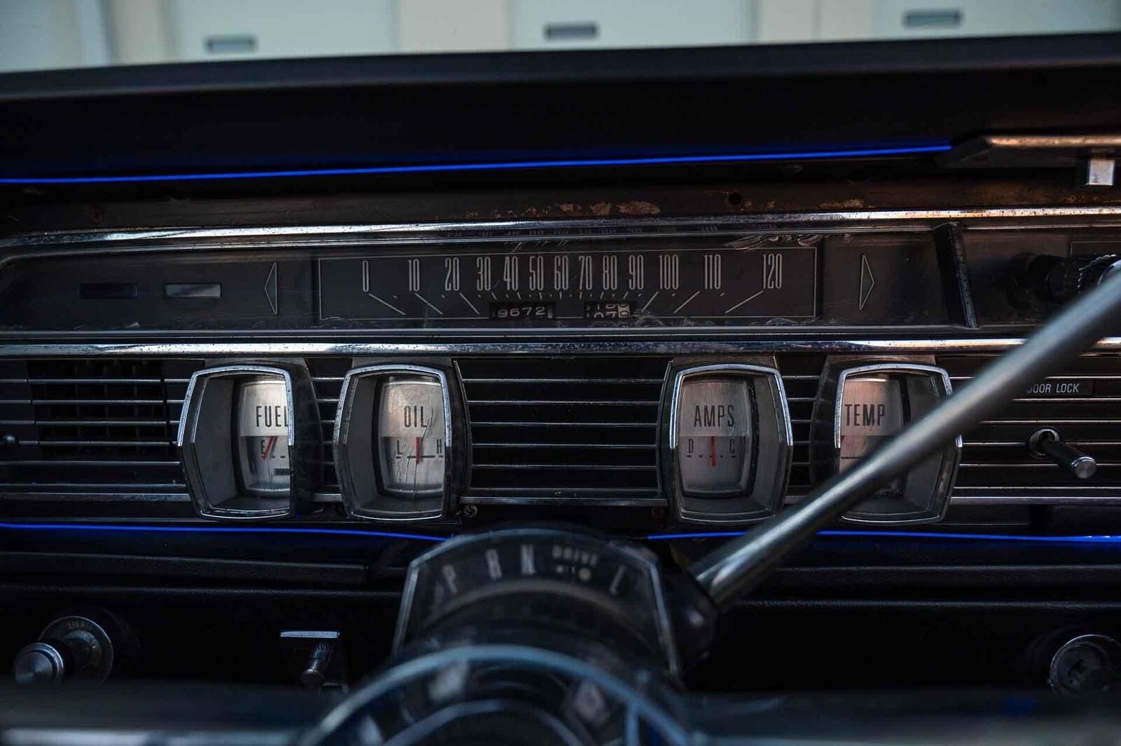 Lincoln-Continental-1965-4-Door-37